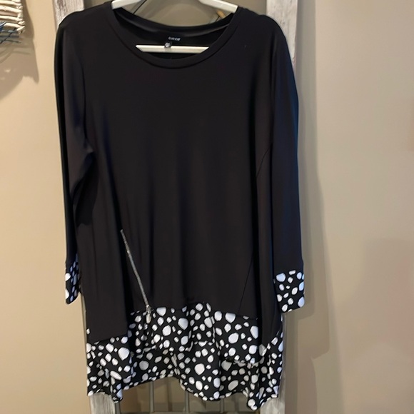 Sun Kim Tops - Sun Kim Tunic